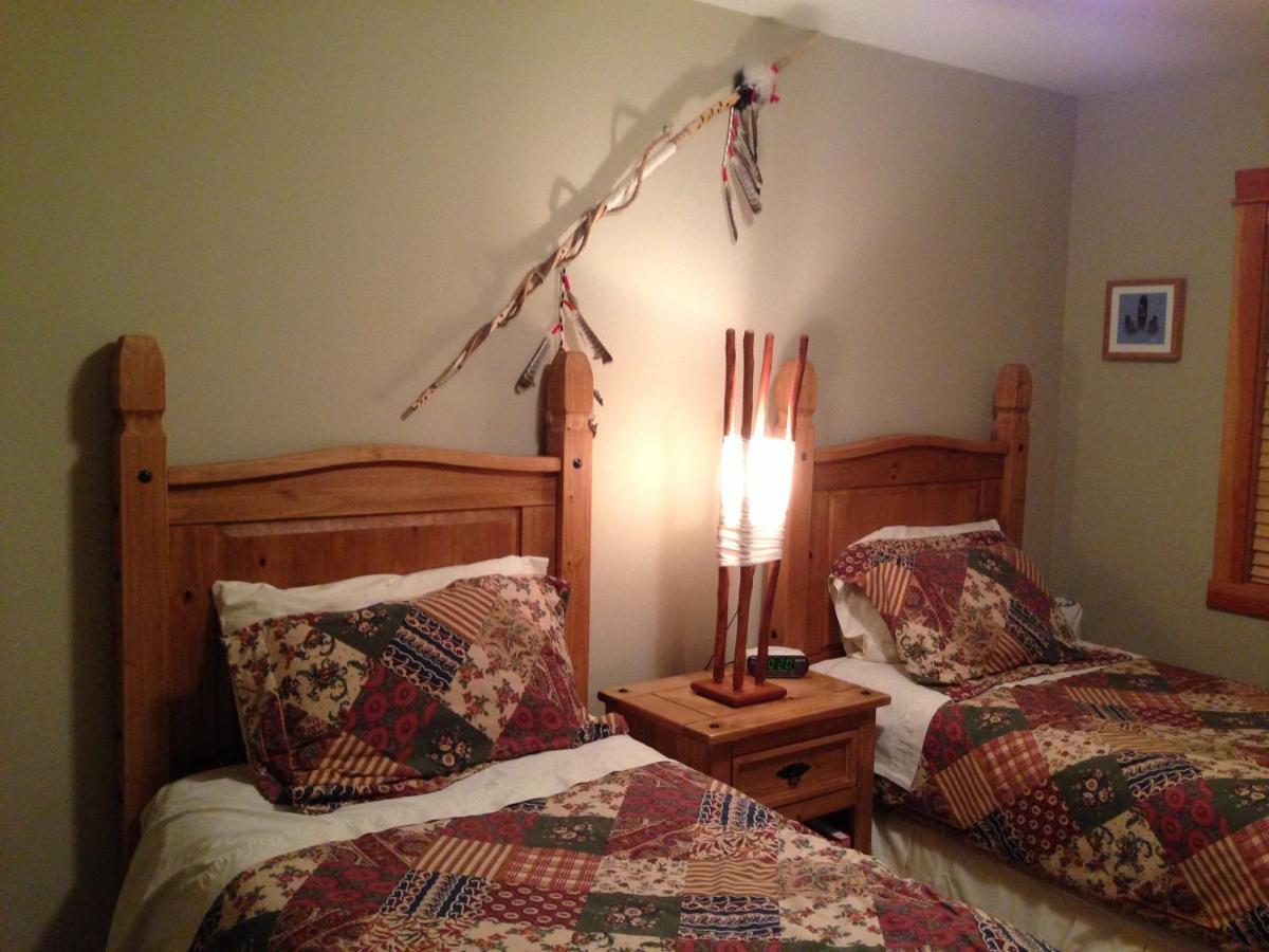 406, Indigenous Artefacts Canmore